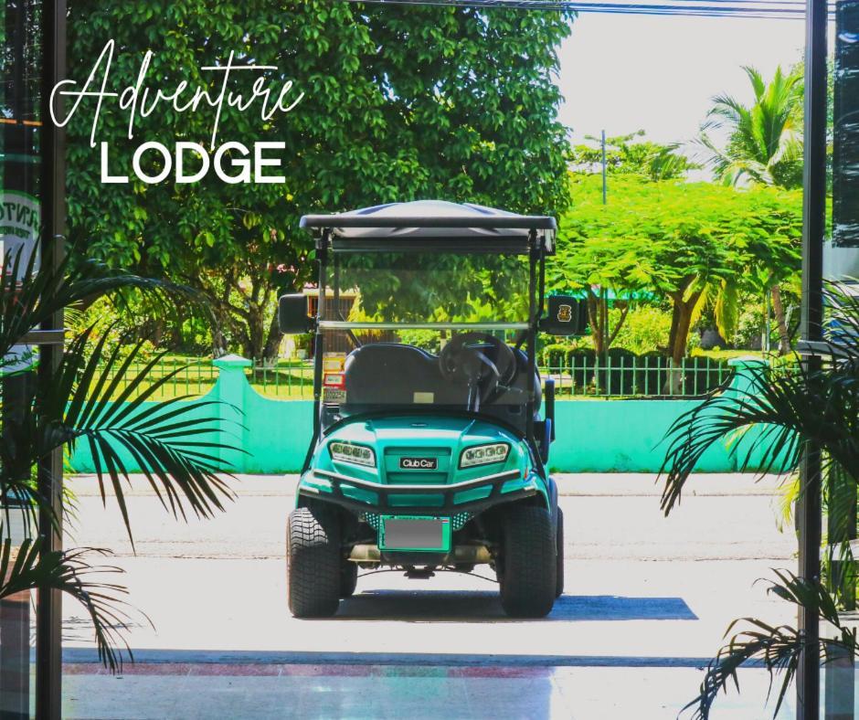 Hotel Adventure Lodge Jacó Kültér fotó