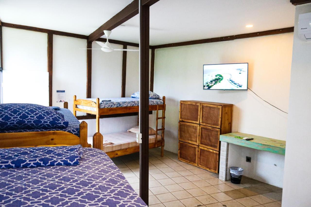 Hotel Adventure Lodge Jacó Kültér fotó